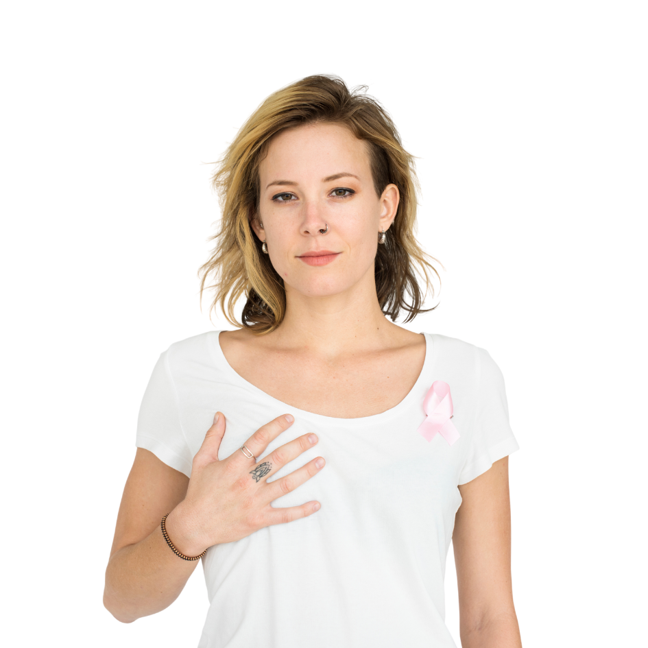 Mujer con el lazo rosa de la lucha contra el cáncer de mama